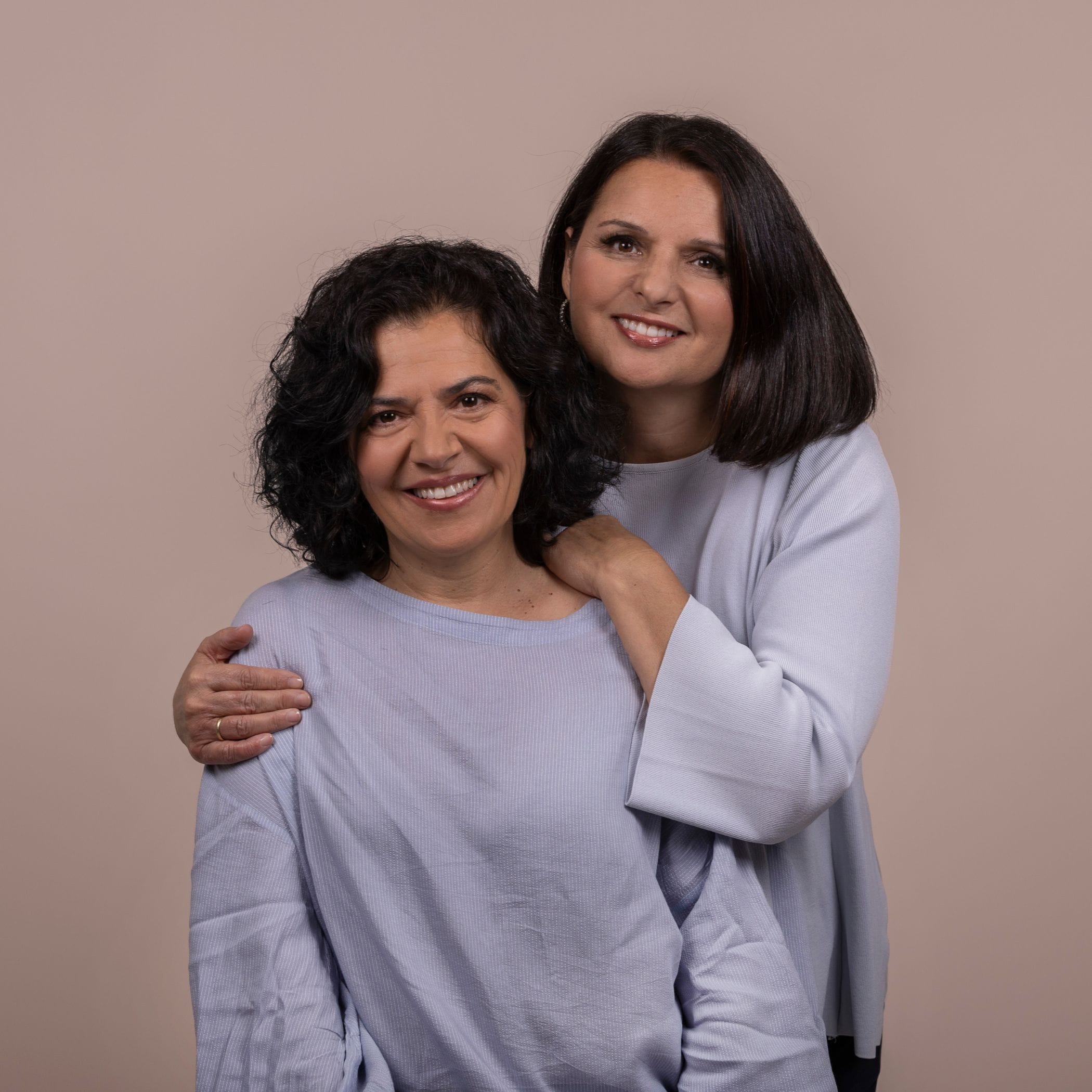 Sylvia y Amalia fundadoras de Chlaralé