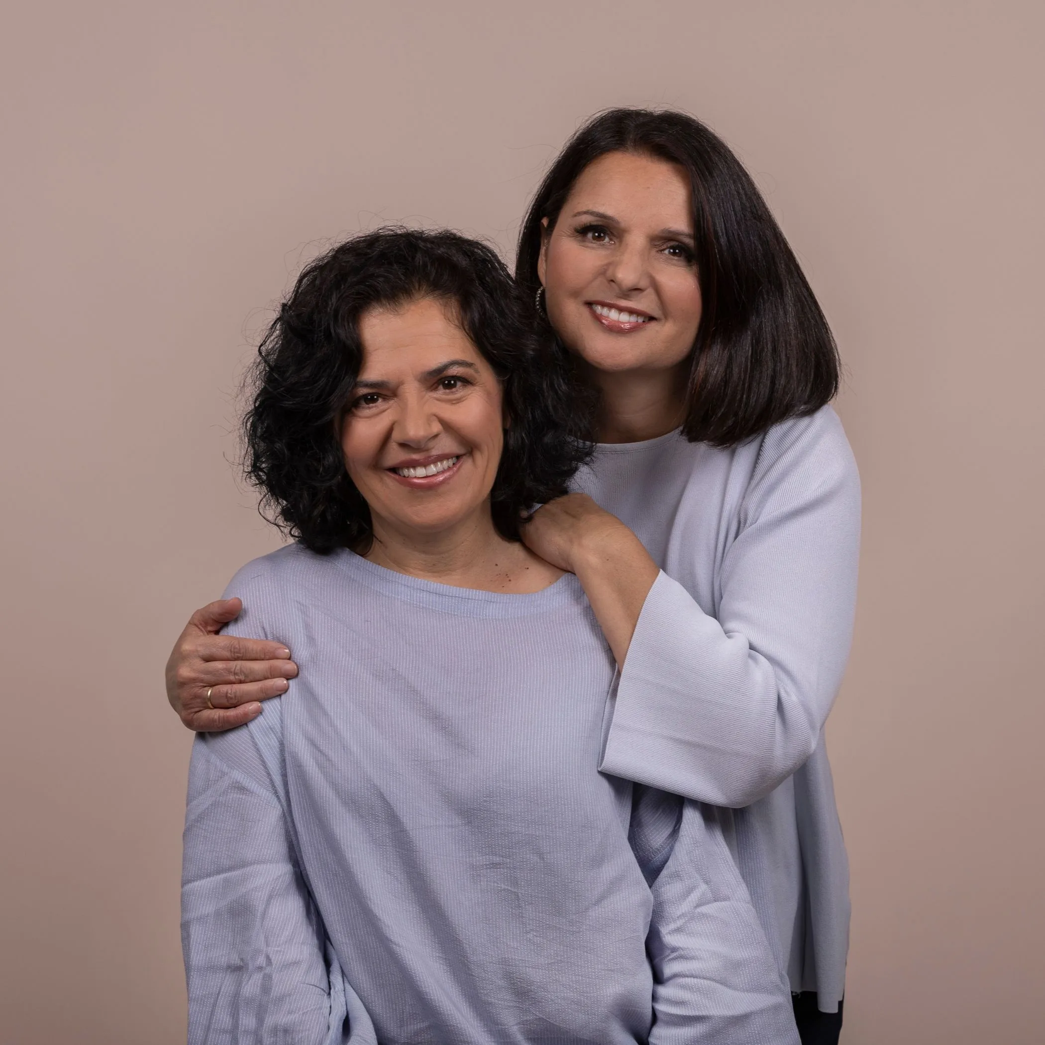 Sylvia y Amalia fundadoras de Chlaralé